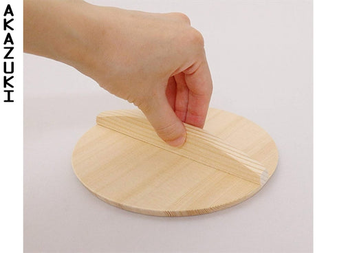Otoshibuta wooden lid